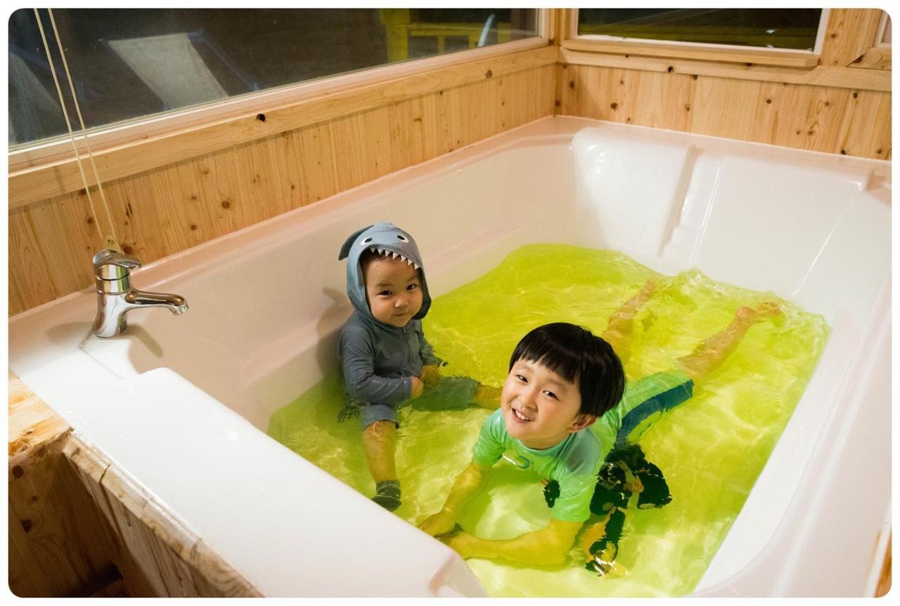 Jeju Sunflower Pension Seogwipo Eksteriør bilde